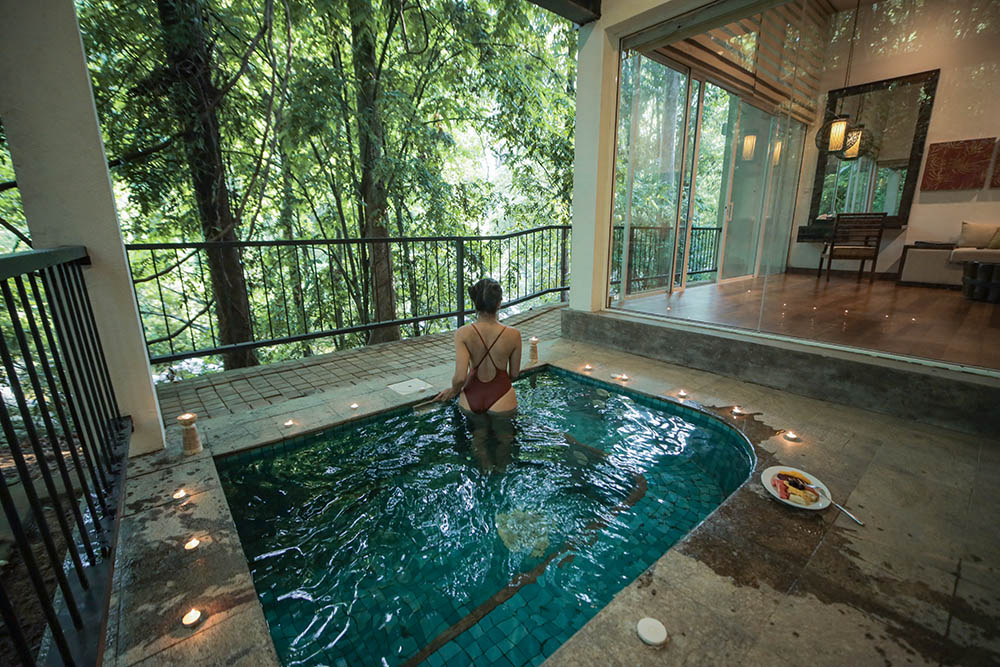Suite with private plunge pool